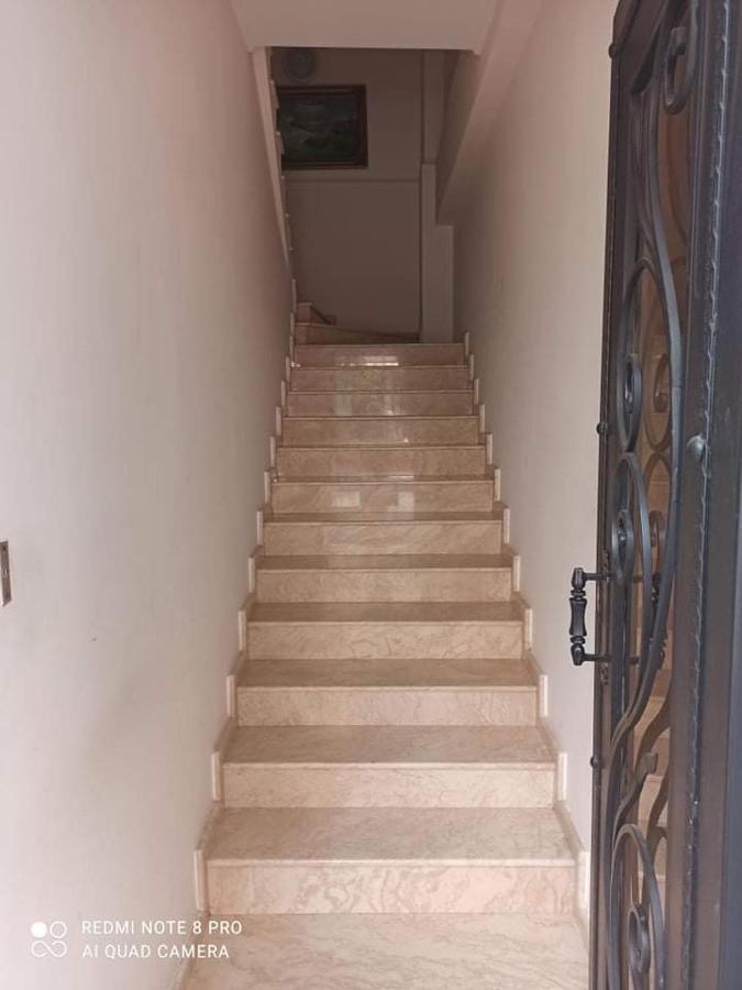 Appartement House N39 à Batoumi Extérieur photo