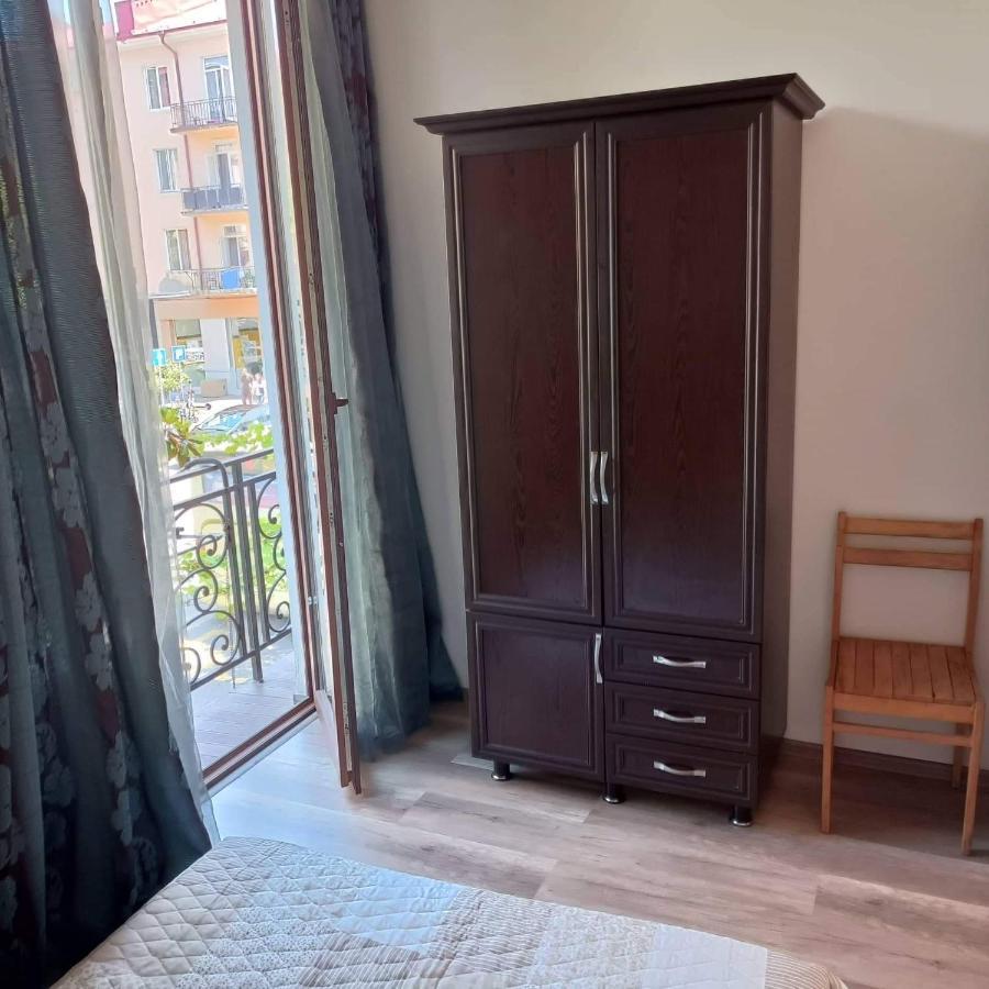 Appartement House N39 à Batoumi Extérieur photo
